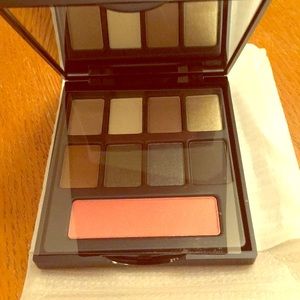 Elizabeth Arden eyeshadow and blush